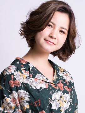 ミーティア バイ クアトロ(Meteor By QUATRO) エアリーショートボブ