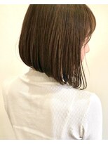 ヴェシカ(veccica)&nbsp;前髪あり×前下がりボブ