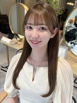 ティア(Tia.) (韓国風/艶髪/ロングヘア/前髪/サイドバング/小顔)