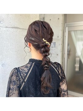 ヘアーランプ(hair Lamp) 編みおろしヘア