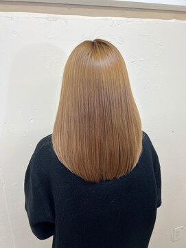 ミラリー 横浜(Mirareee) 【ブリーチ毛対応可能】髪質改善縮毛矯正+カット+カラー￥ 19900