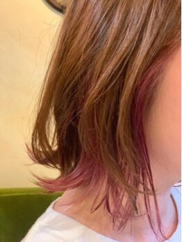 アイリーヘアー(iriE hair)の写真/【京成八幡駅10秒】人気のイヤリングカラーで透明感を実現♪髪質に合わせた薬剤で、色味のモチも◎