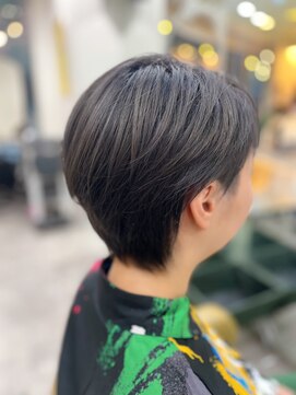 ジラ ヘアアンドメイク(girra HAIR&MAKE) アシメボブ