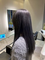 アース 常盤平店(HAIR & MAKE EARTH) ブルーアッシュのツヤ髪ストレートロング