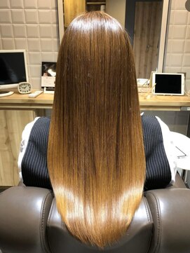 カミケンガレリア(kamiken. galleria) 髪質改善エステ×美髪ロング【カミケンガレリア】