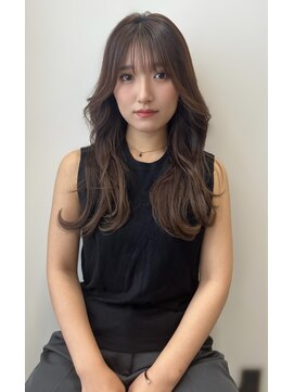 リス バイ ソヨン(Lis by SOYON) 韓国風レイヤーカット大人女子綺麗目グレージュカラー