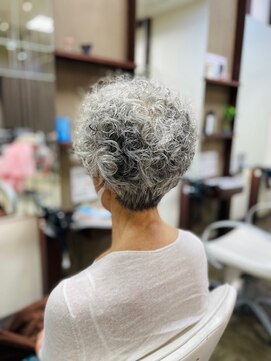 グランドゥー(GRAN DEUX) ショートパーマ