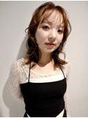ミディアムレイヤー　フェイスレイヤー　ベージュカラー