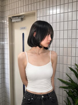ブランニュー オーバー 難波店(Brandnew over) 丸っとボブ グレーブラック