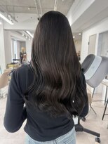 ソメルン 秋葉原&nbsp;秋葉原で叶えるブルーブラックの艶髪ロング