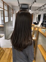 アカラ(acala)&nbsp;ブラウンカラー【20代/30代/イルミナカラー/縮毛矯正】
