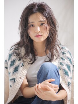 ロティー(loty) 【今泉 loty】無造作ラフウェーブのミディアム