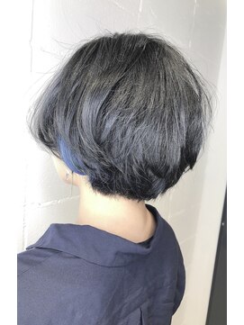 シェル 国分寺(shell) カラーがダメでもいける！ちょいブルーのイヤリングカラー