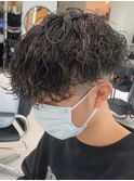 波打ちスパイラルツイストパーマナチュラルツーブロックマッシュ