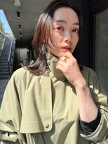 アンガーデン(Une GARDEN)&nbsp;前髪/くびれミディアム／黒髪/レイヤーロング/グレーベージュ