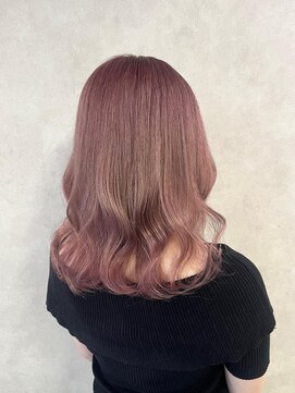 ミューバイケンジ(miu by KENJE) miu&橋本愛海　人気なピンクベージュカラー