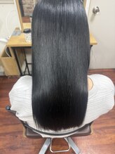 リアナ(RIANA)&nbsp;髪質改善ストレート＋カラー