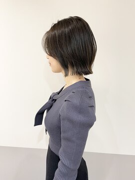 エレノア 新宿西口店(Eleanor) ボブレイヤー/アッシュベージュ