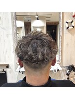 ティアラ 桜木町(TIARA)&nbsp;【MEN'S HAIR】スペインカール×ハイライト