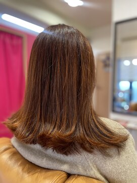 スノウ(snow) オレンジカラーな白髪ぼかし