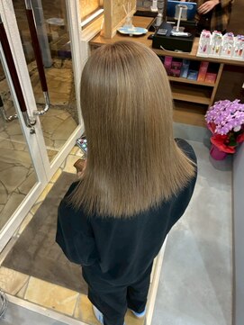 スイヘアデザイン 久留米(suii.. hair design) ベージュ／ブリーチ/yurina