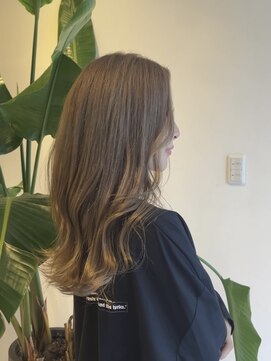 美容室 アイディー i-dee ブリーチありベージュカラー