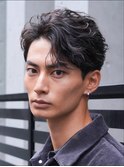 渋谷フェザーパーマメンズカットアップバングセンターパートヘア