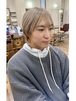 イタクラ 赤道店 (ITAKURA)&nbsp;ホワイトベージュ/ブランドヘア/ベージュ/ダブルカラー