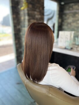 ヘアデザイナーズサロン 三嶋 まとまり+おさまり+透明感