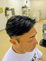 美容室R&nbsp;ツーブロックベリーショート