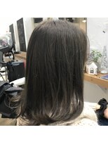 インク(inqu) ブリーチ要らずのグレージュカラー