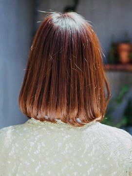 カラーサロンビスカリア 相模原エリア 淵野辺駅店(Color salon Biscaria) ミディボブ