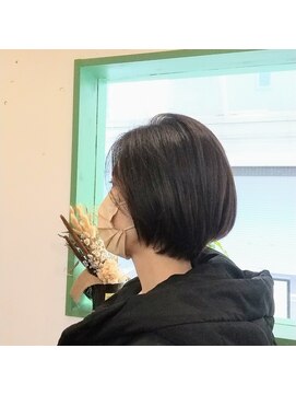 タリナ(Tarina) 大人可愛い前上がりショートボブ♪【改善改善 武蔵浦和】