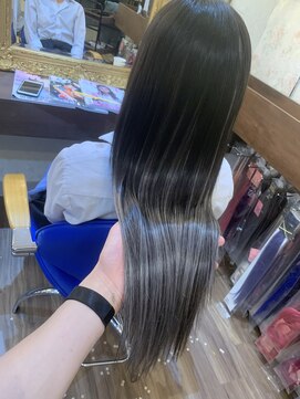 ユウハウスビジュー(YU HOUSE BIJOU) アッシュグラデーションエクステStyle♪