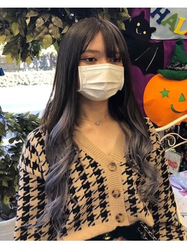 ボンビィヴァン(bon-vivant) 大分/府内町/グレーのグラデーションエクステ