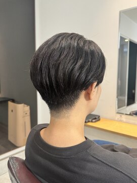 フェリーチェ(felice) 刈り上げショート