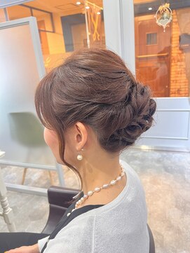アクロ(ACRO) パーティヘアセット