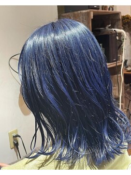 ボタニカ(Botanica) セルリアンブルー/ボブ/ミディアムレイヤー/顔周りレイヤー