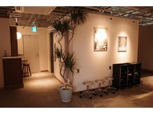 オレンジクラッカーシー(Orange Cracker C)の雰囲気（店内はラジオが流れるおしゃれな空間に仕上げました【久米川】）