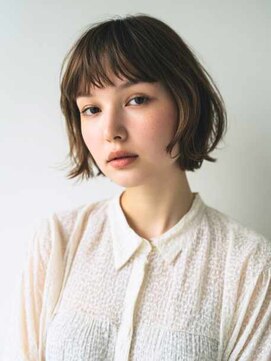 シェル 立川(shell) くびレイヤーエモージュグレージュカラーくびれショート【立川】