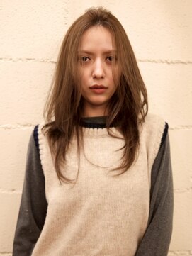 ランプ 代官山(the lamp) ハッシュレイヤー流れる顔周りアッシュベージュブラウンカラー