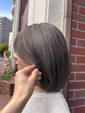 柔らかシルバーカラー