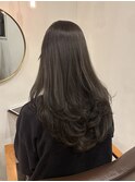 レイヤーカット オリーブベージュ