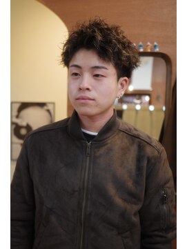 エディ(Edy) メンズパーマツイストスパイラルパーマ（ツイスパ）眉毛カット