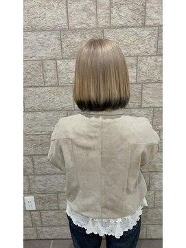 シェアサロンシエナ(share salon SCENA) ミルクティーカラー×裾カラーブラック