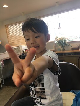 ヘアーズ ブルーヘブン(HAIR'S BLUE HEAVEN) アシメバングキッズ