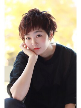 ヘアスペース リズム グリーン(Hair space Rizm green) ひし形ショート