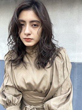 レオニード 表参道(LEONID) セミロングスタイル×イルミナカラーオリジナル調合