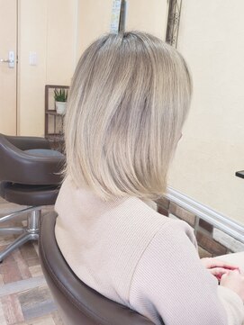 サムブリッジ(SOMEBRIDGE) ★自然なグラデーションでリアル海外風ブロンド★【SOMEBRIDGE】