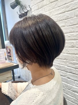 ネオリーブアオバ 高田馬場店(Neolive aoba) ショートボブ  ミセスにもおすすめ　美フォルムカット